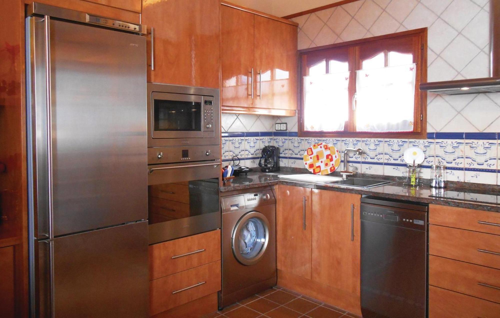Amazing Apartment In Tossa De Mar With Wifi Εξωτερικό φωτογραφία