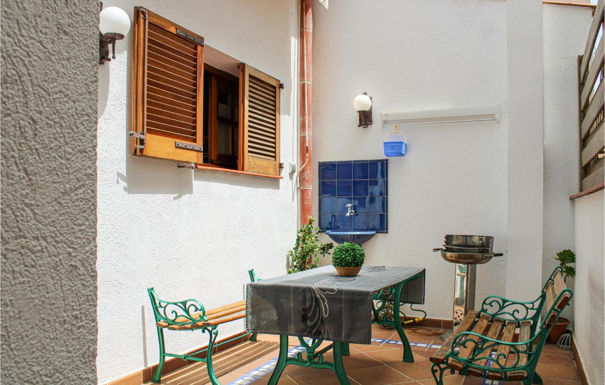 Amazing Apartment In Tossa De Mar With Wifi Εξωτερικό φωτογραφία