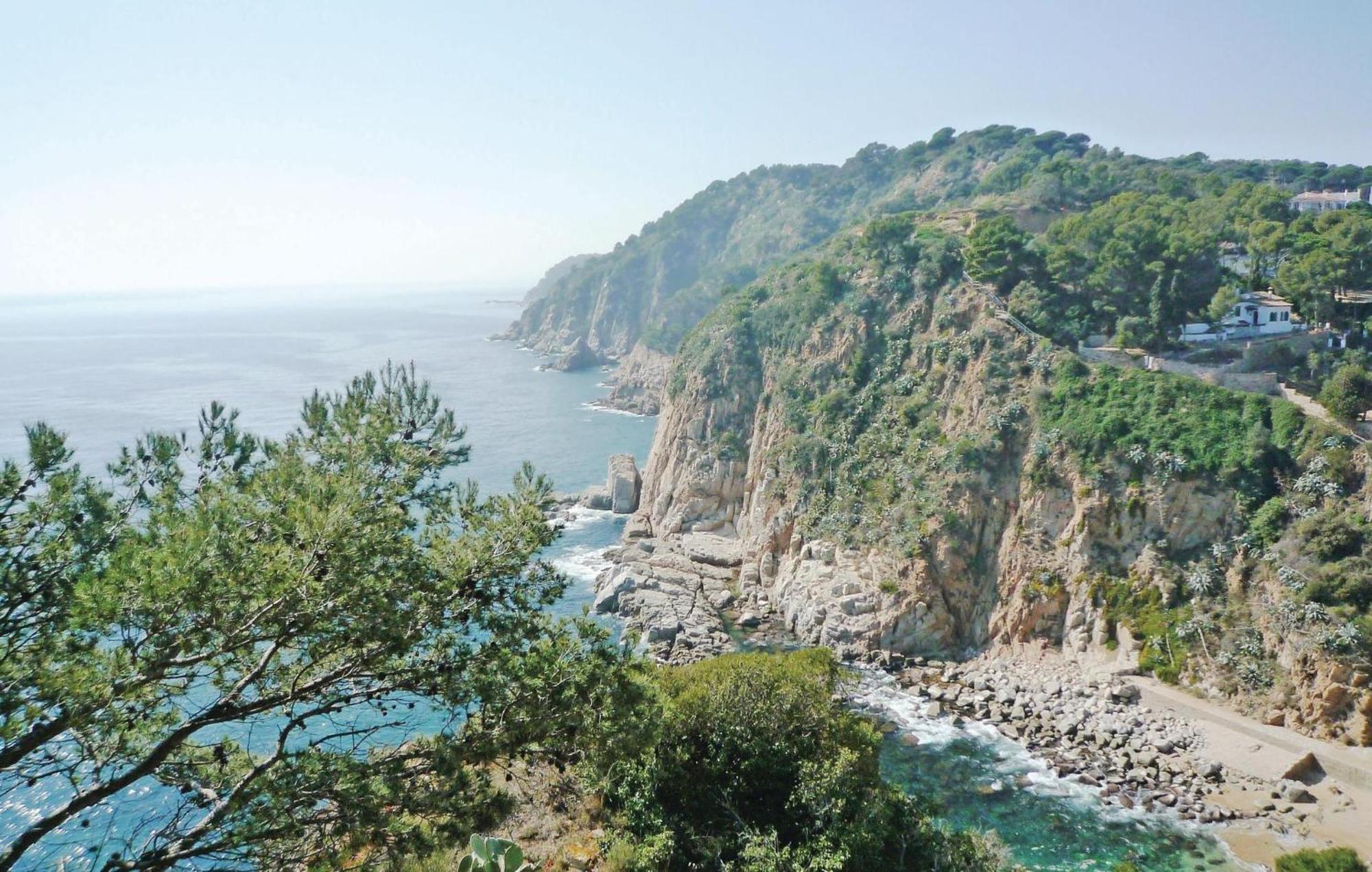 Amazing Apartment In Tossa De Mar With Wifi Εξωτερικό φωτογραφία