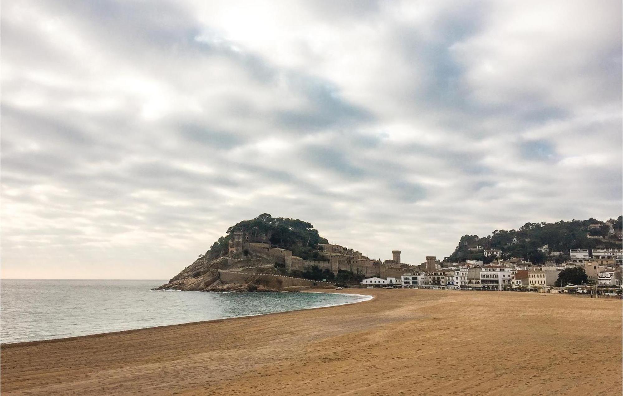 Amazing Apartment In Tossa De Mar With Wifi Εξωτερικό φωτογραφία